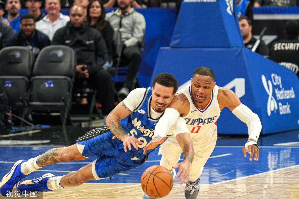 与尤文形成 与尤文形成