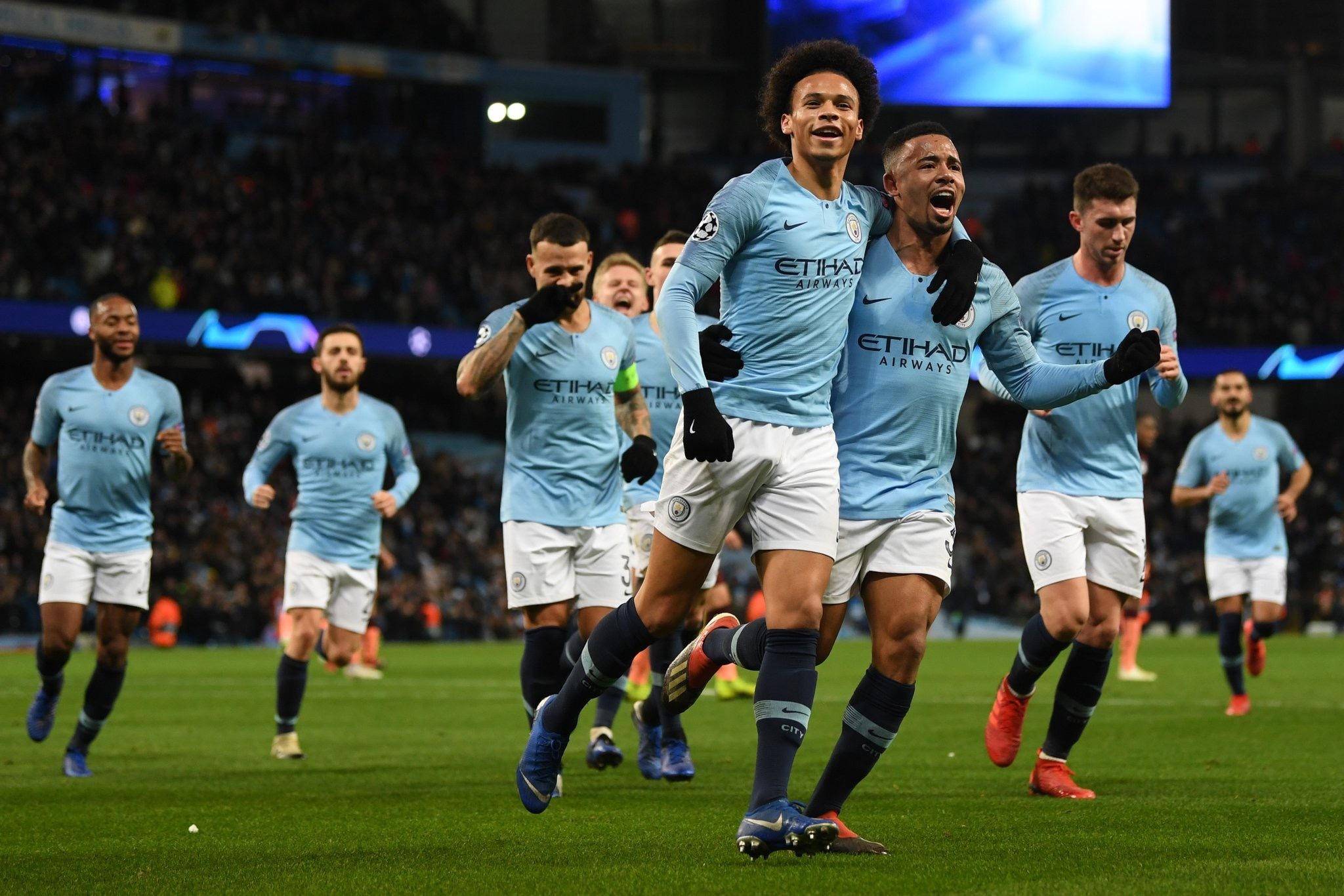 教中国队时 教中国队时